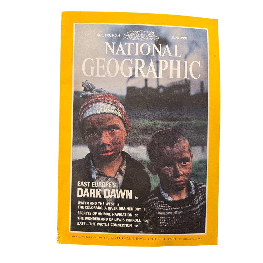 National Geographic June 1991 East Europe Dark Dawn Vintage Collectible Magazine